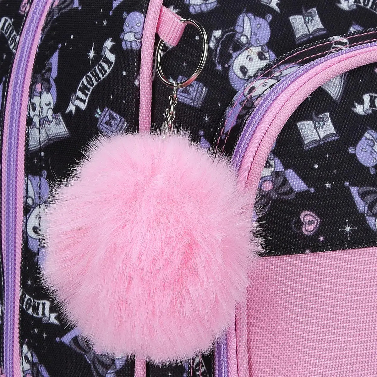 Interior de la mochila con espacio para una libreta A4