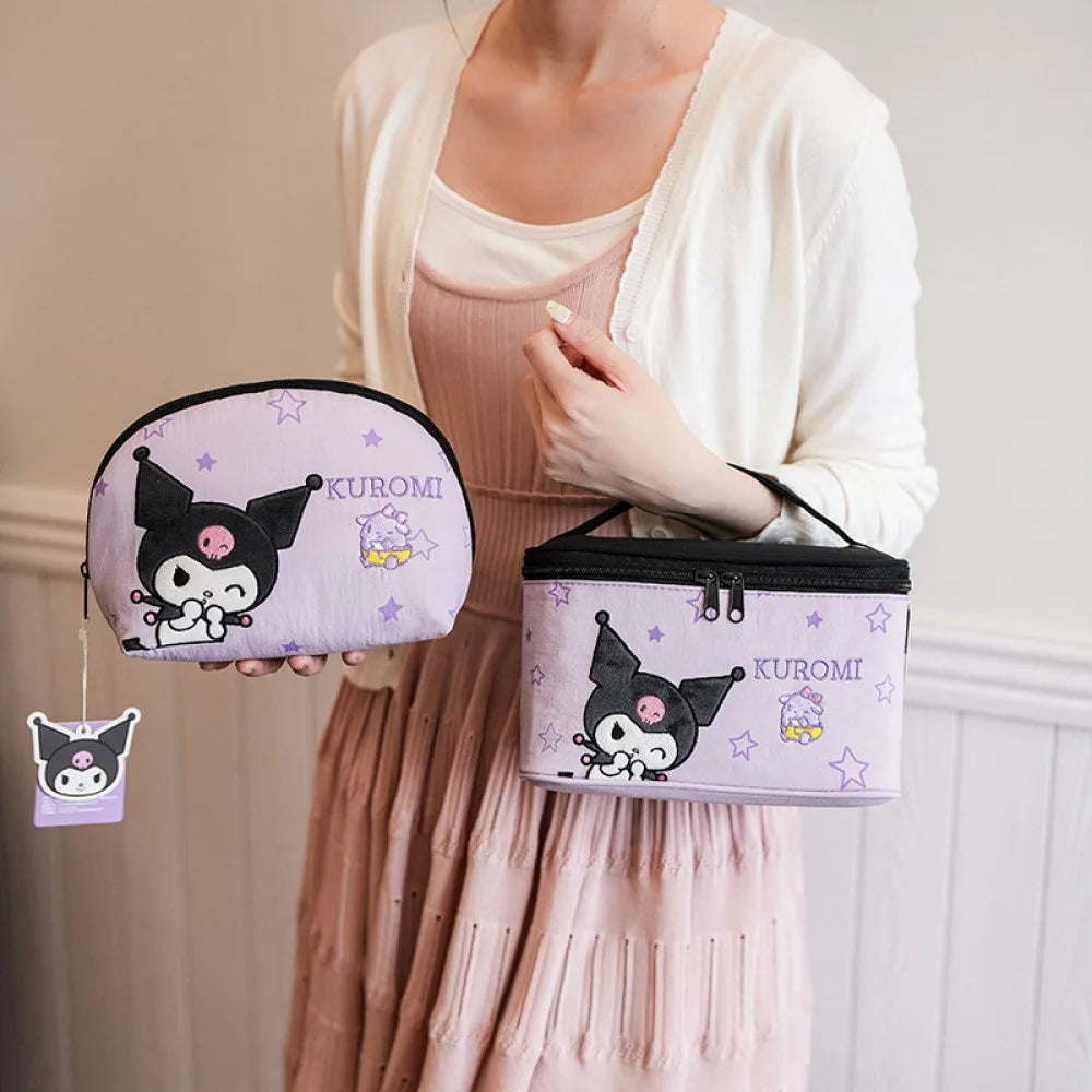 Bolsa de maquillaje kawaii en diseño morado
