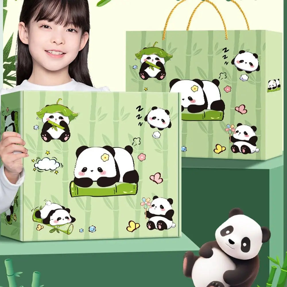Regla del set de papelería con diseño de panda