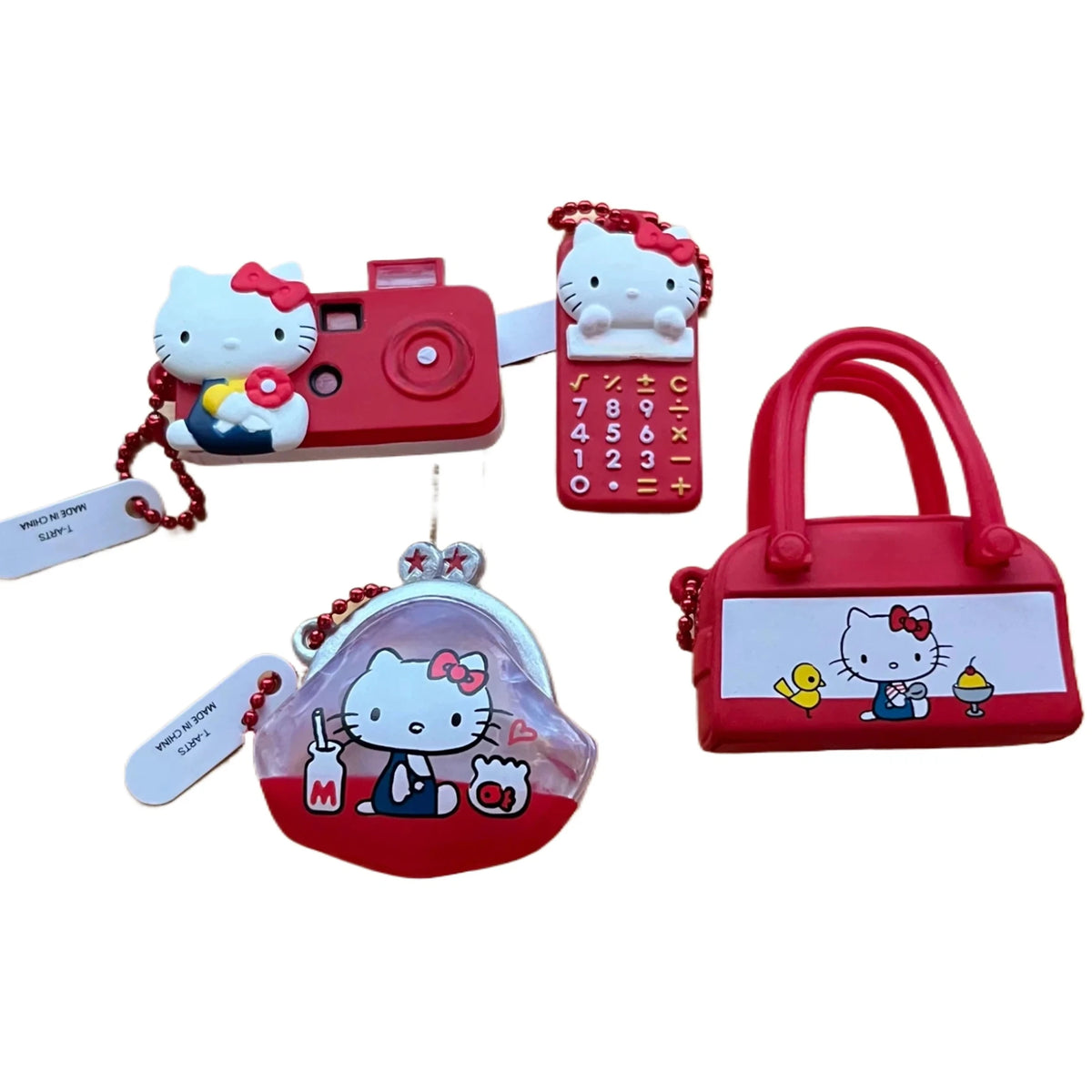 Colección sorpresa Kt Cat con piezas de 3 a 5 cm