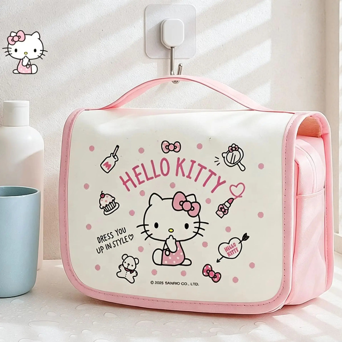 Asa superior del neceser Sanrio para transportarlo