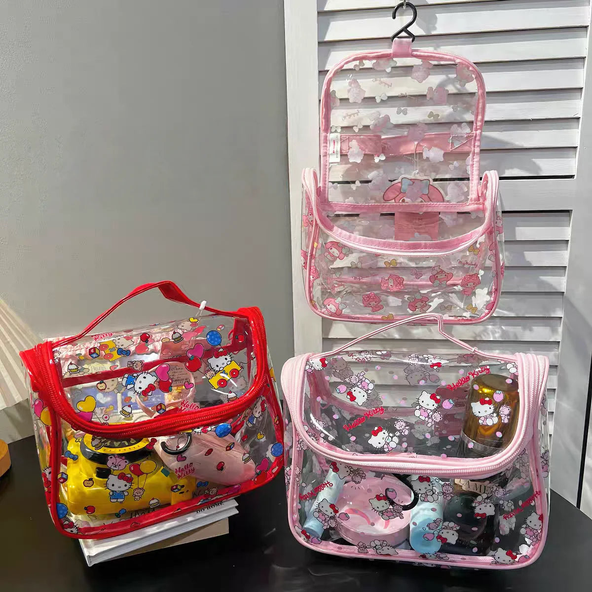 Neceser Sanrio portátil para maquillaje y artículos de belleza