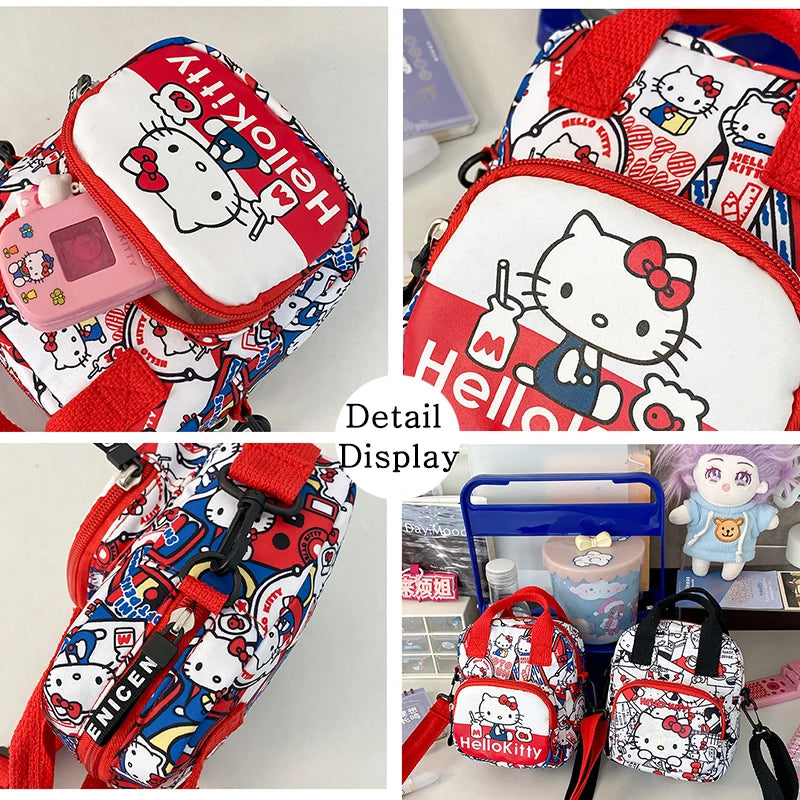 Varios compartimentos del bolso bandolera de Hello Kitty